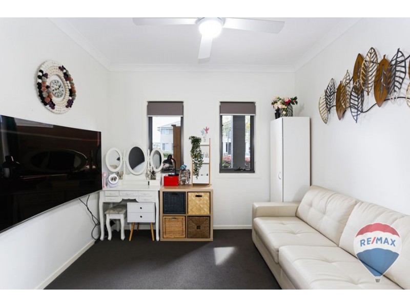 1/18 SYDNEY SMITH DRIVE, Penrith NSW 2750