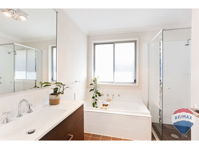 10 BULLABURRA STREET, The Ponds NSW 2769