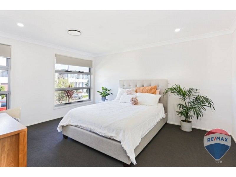 10 BULLABURRA STREET, The Ponds NSW 2769