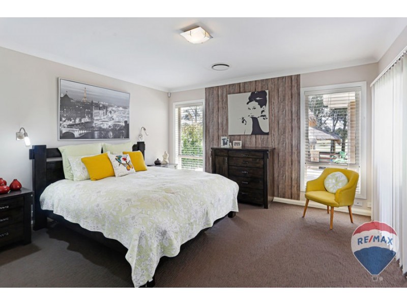 3 CRYSTAL DOWNS CLOSE, Luddenham NSW 2745