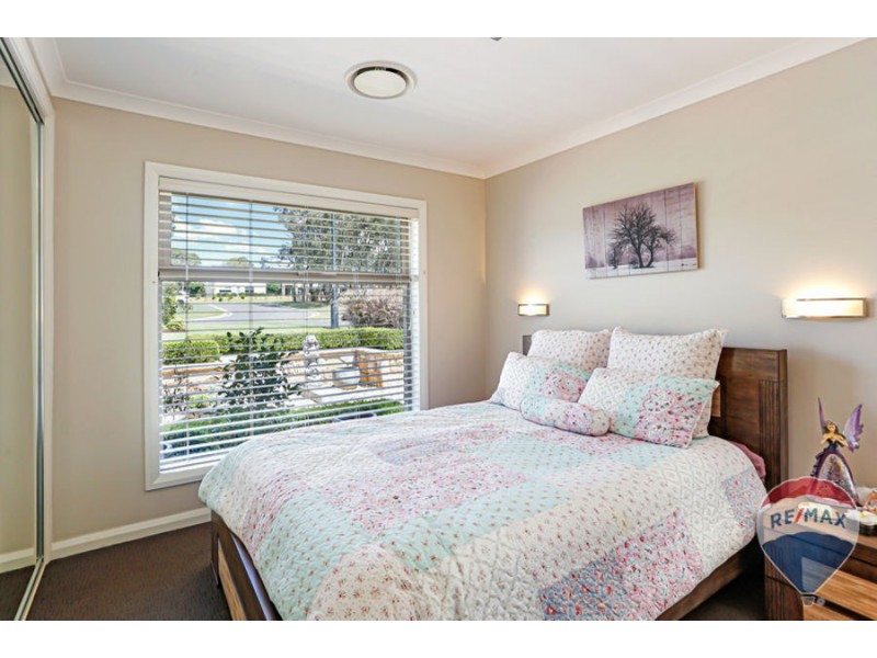 3 CRYSTAL DOWNS CLOSE, Luddenham NSW 2745