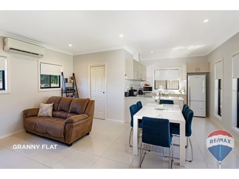 9 & 9A COSGROVE CRESCENT, Kingswood NSW 2747