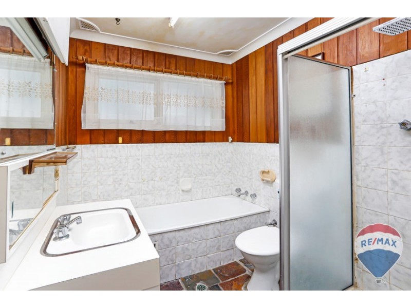 21 CAMPTON AVENUE, Cambridge Park NSW 2747