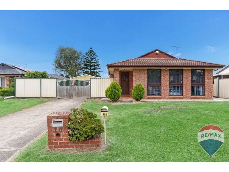 10 & 10A CARNATION AVENUE, Claremont Meadows NSW 2747