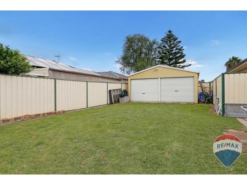 10 & 10A CARNATION AVENUE, Claremont Meadows NSW 2747