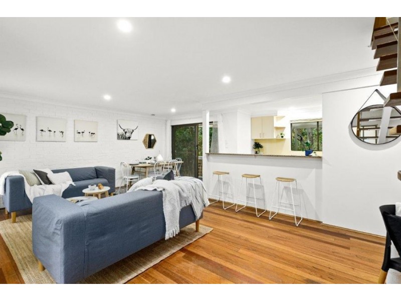 11/11 Cochrane Road, Thirroul NSW 2515