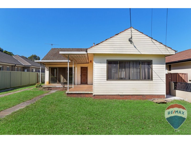 69 Lamonerie Street, Toongabbie NSW 2146