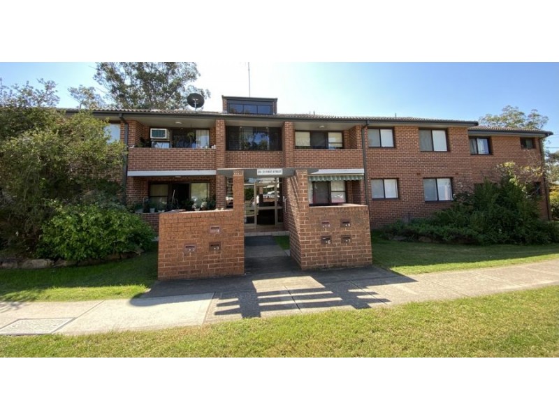 2/29-31 First Street, Kingswood NSW 2747