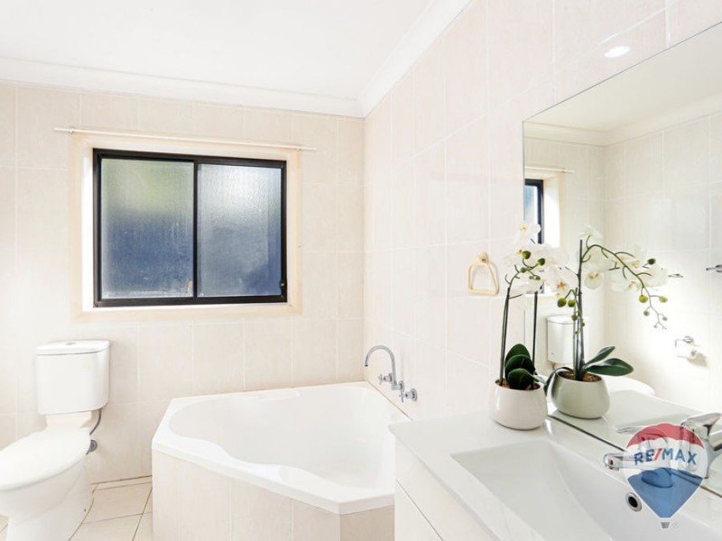 2/90 CAMBRIDGE STREET, Cambridge Park NSW 2747