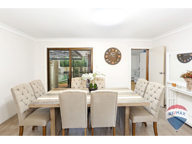 27 WINDERMERE AVENUE, Cambridge Park NSW 2747