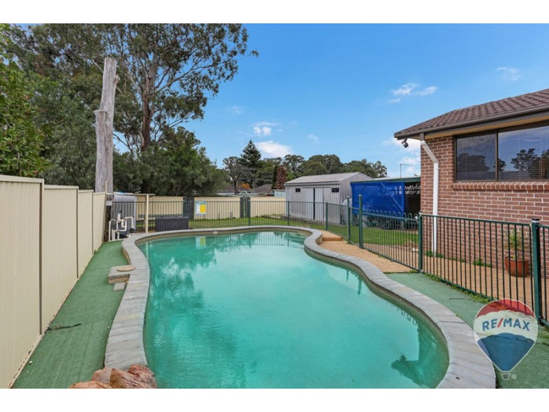27 WINDERMERE AVENUE, Cambridge Park NSW 2747