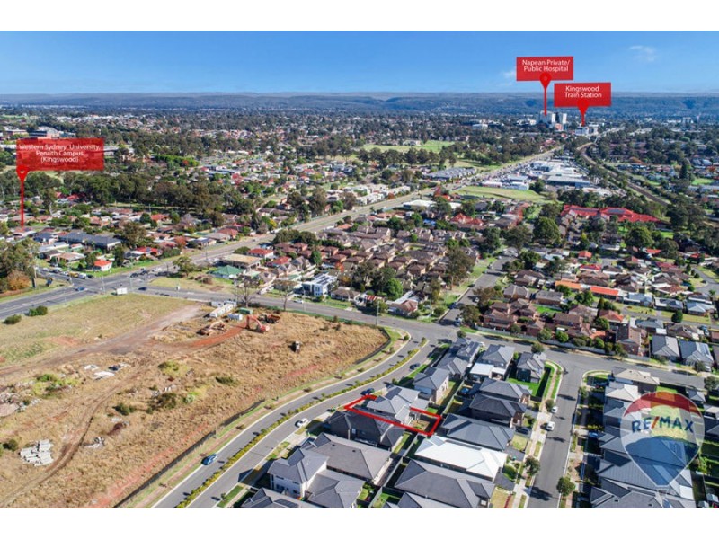 8 ST CHARBEL BOULEVARD, Werrington NSW 2747