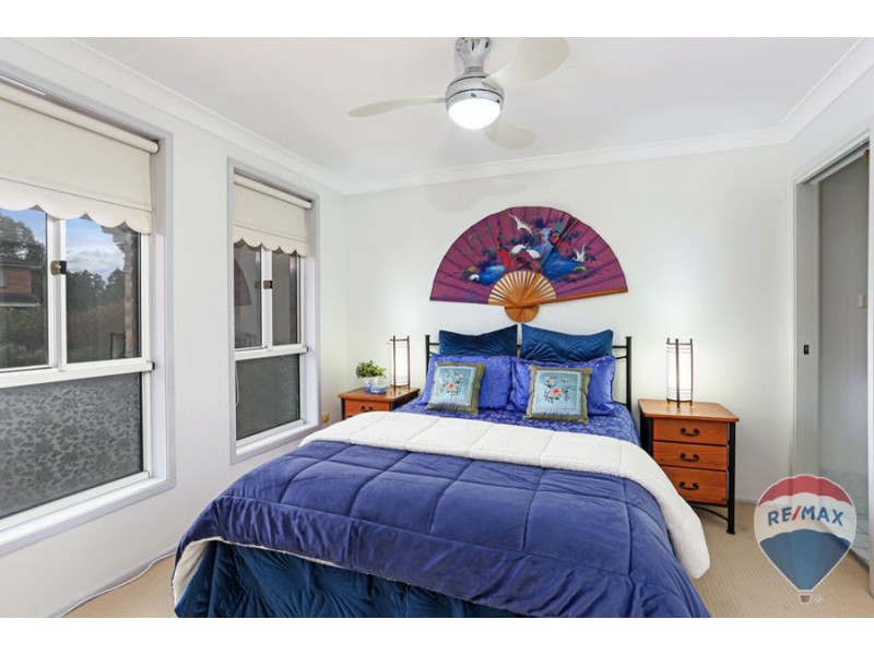 8 FREESIA PLACE, Glenmore Park NSW 2745