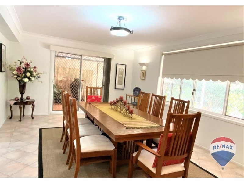 8 FREESIA PLACE, Glenmore Park NSW 2745