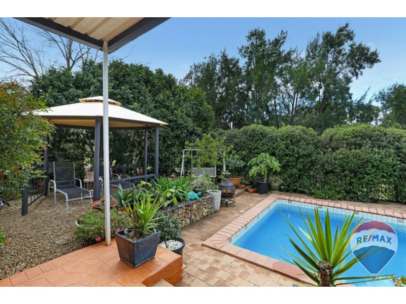 8 FREESIA PLACE, Glenmore Park NSW 2745