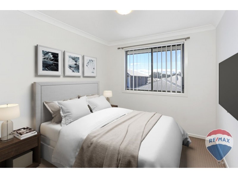 8 ST CHARBEL BOULEVARD, Werrington NSW 2747