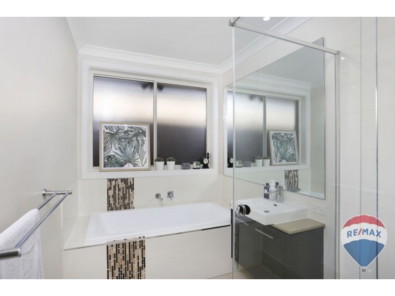 10 Blackburn St, Ropes Crossing NSW 2760