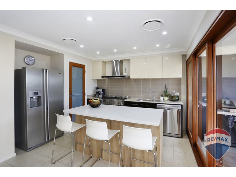 10 Blackburn St, Ropes Crossing NSW 2760