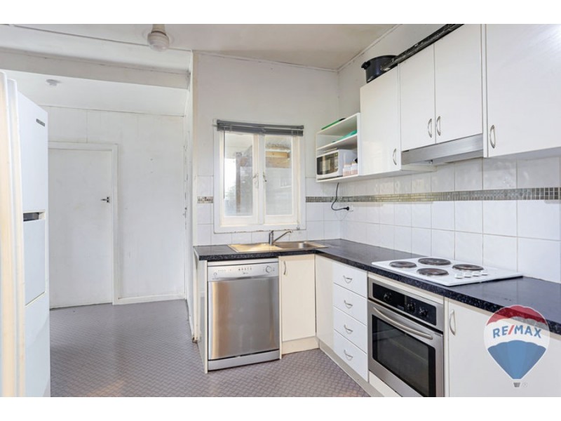 5 CONWAY AVENUE, Cambridge Park NSW 2747