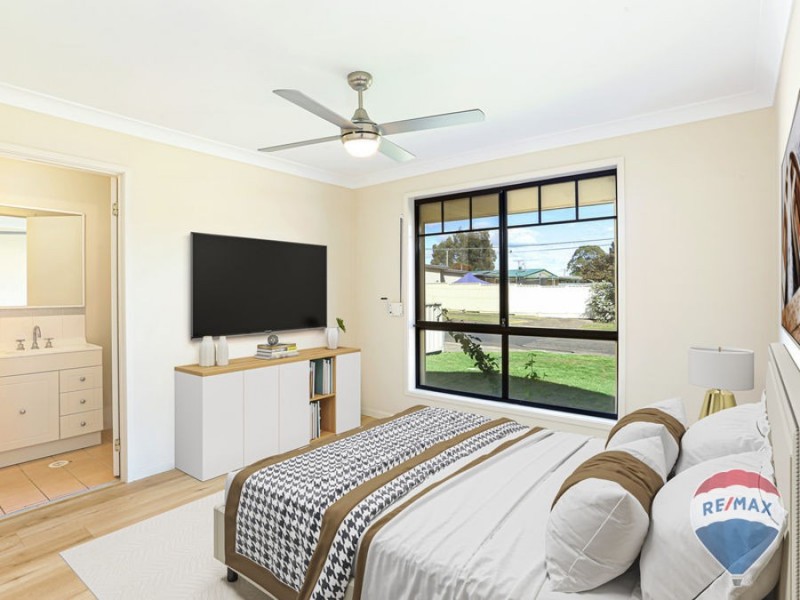 4 Bataan Place, Lethbridge Park NSW 2770