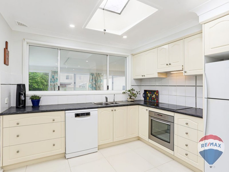 3 Benaud Court, St Clair NSW 2759