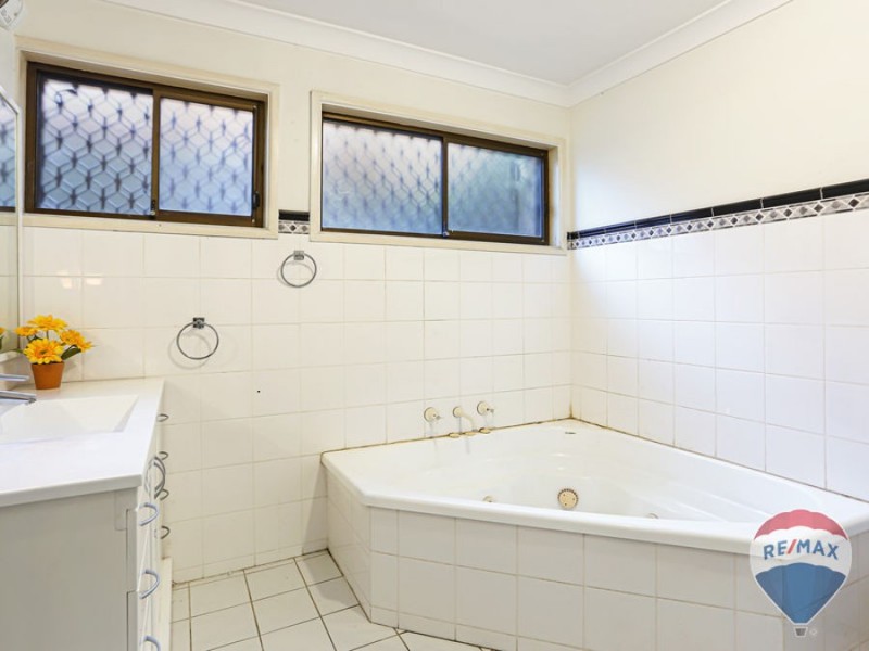 19 & 19A BRIERY PLACE, Cranebrook NSW 2749