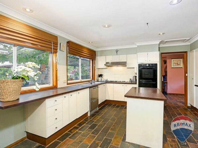 48 CURRAWONG CRESCENT, Leonay NSW 2750