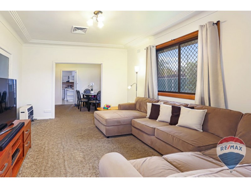 128 CAMBRIDGE STREET, Cambridge Park NSW 2747