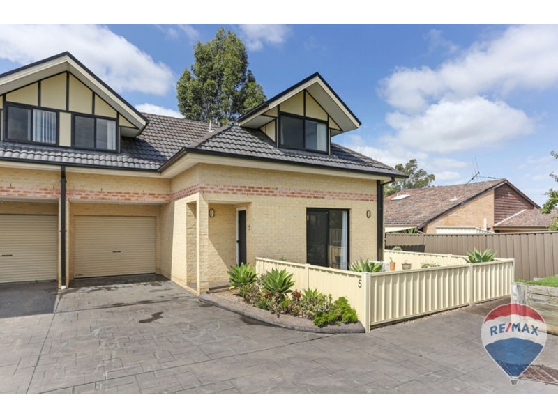 5/27 BARLOW STREET, Cambridge Park NSW 2747