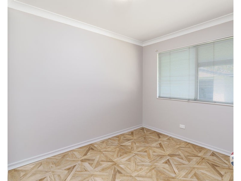 95 Cams Boulevard, Summerland Point NSW 2259
