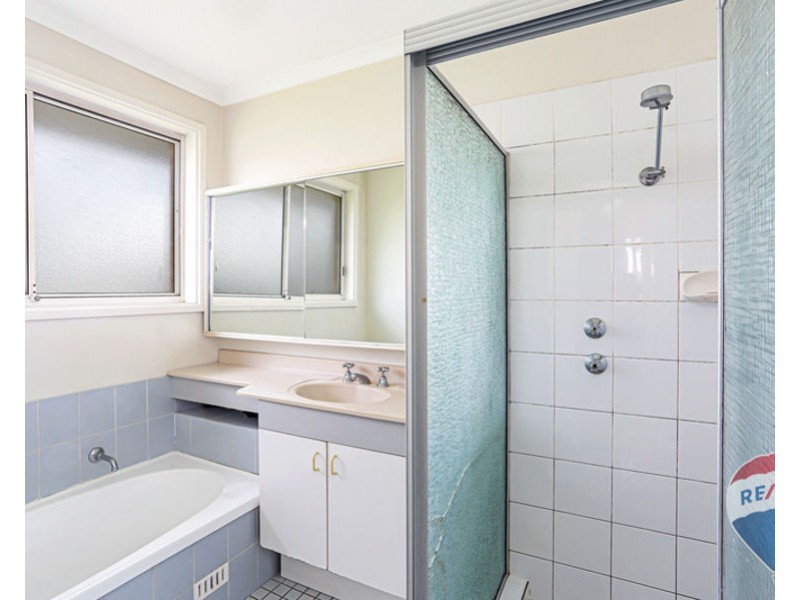 12 ALDINGA PLACE, Claremont Meadows NSW 2747