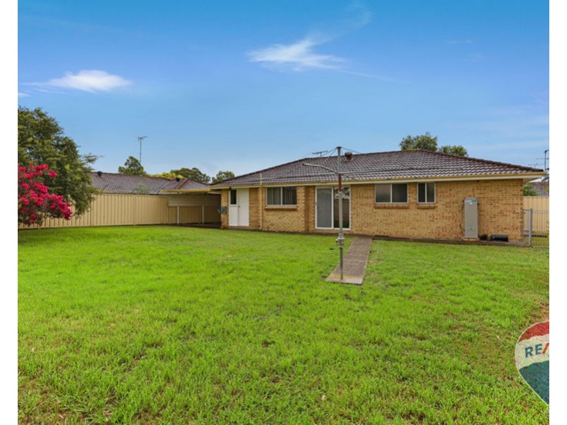 12 ALDINGA PLACE, Claremont Meadows NSW 2747