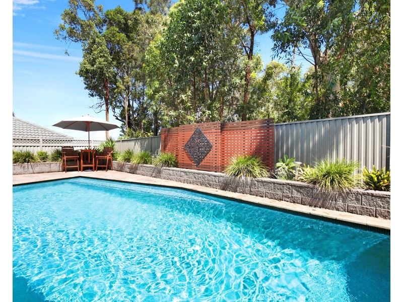 8 Mistral Close, Gwandalan NSW 2259