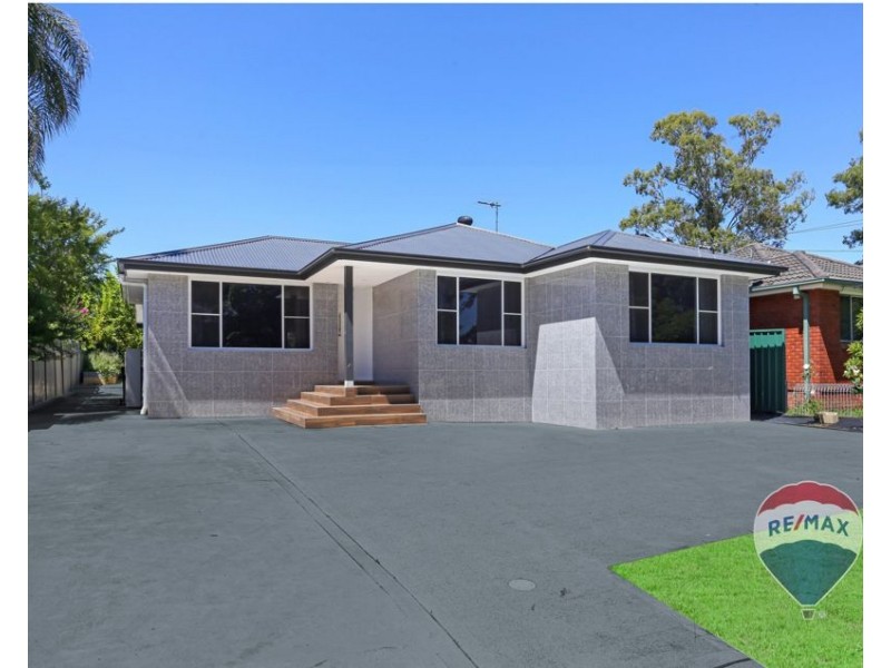 8 EPPING CLOSE, Cambridge Park NSW 2747