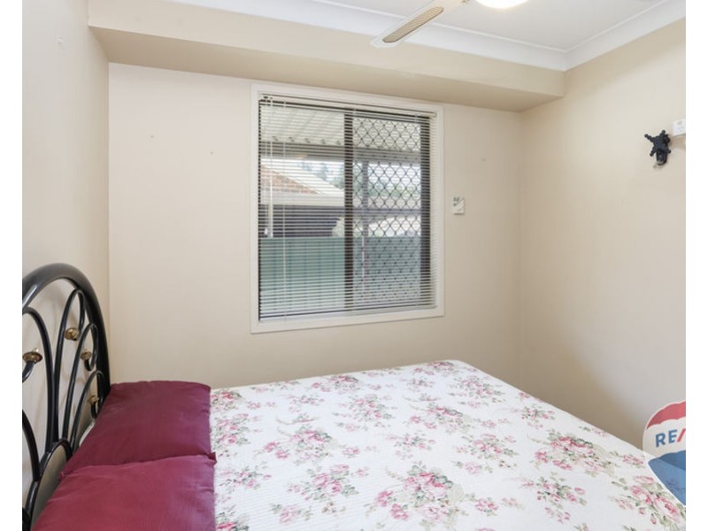 12 WERONA AVENUE, Claremont Meadows NSW 2747