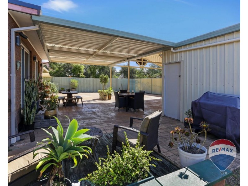 15 WINDERMERE AVENUE, Cambridge Park NSW 2747