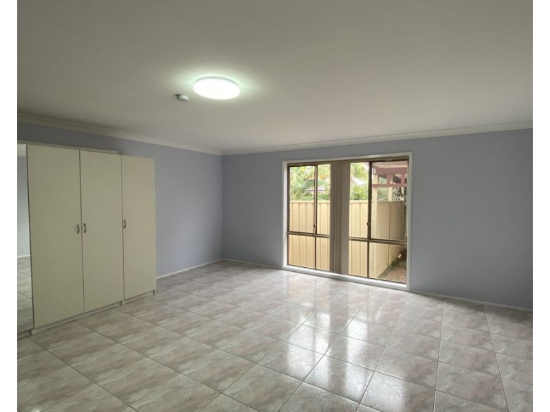 10A FLORIBUNDA AVENUE, Glenmore Park NSW 2745