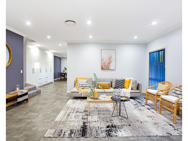 17 GUILDFORD ROAD, Cambridge Park NSW 2747