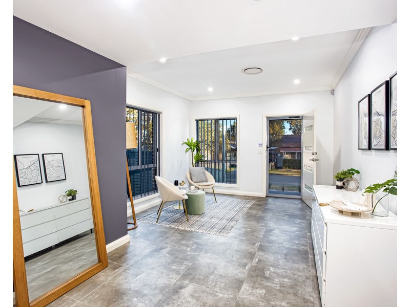 17 GUILDFORD ROAD, Cambridge Park NSW 2747