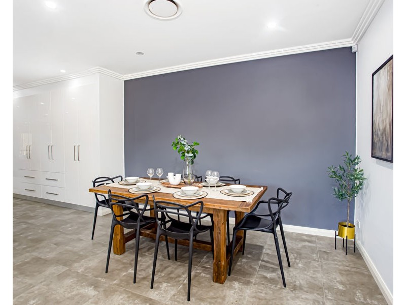 17 GUILDFORD ROAD, Cambridge Park NSW 2747