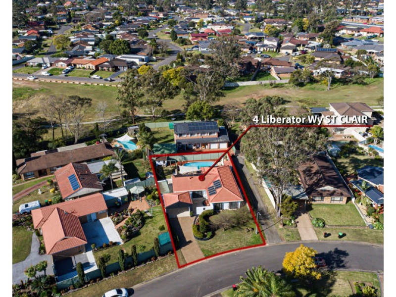 4 LIBERATOR WAY, St Clair NSW 2759