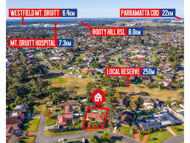 4 LIBERATOR WAY, St Clair NSW 2759