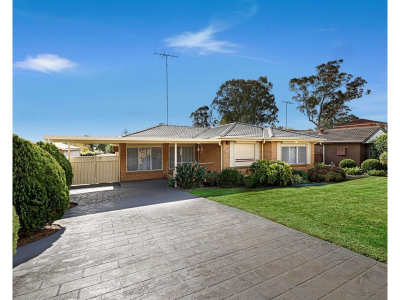 40 RIVENDELL CRESCENT, Werrington Downs NSW 2747