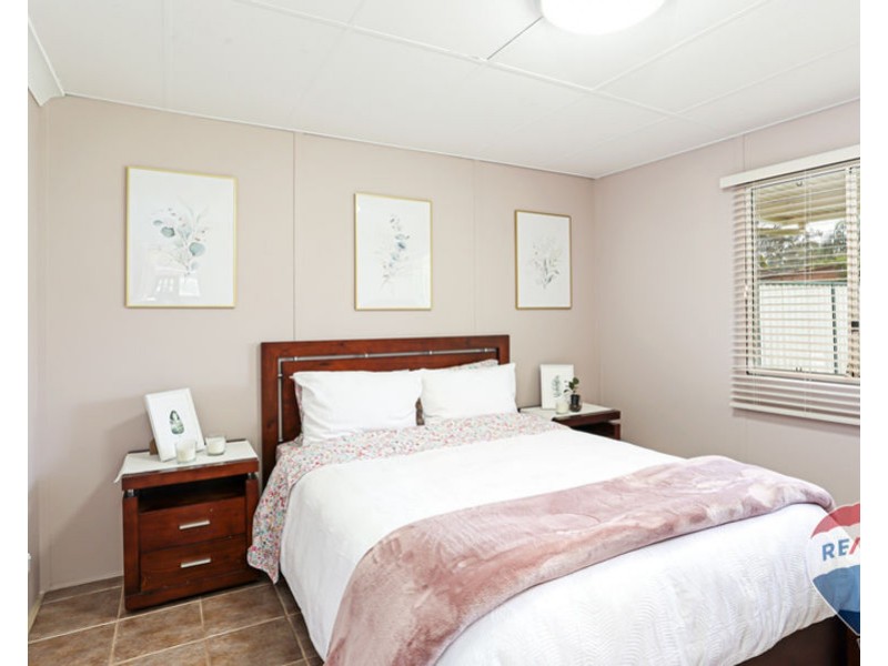 8 MOORE PLACE, Doonside NSW 2767