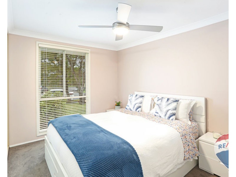 8 MOORE PLACE, Doonside NSW 2767