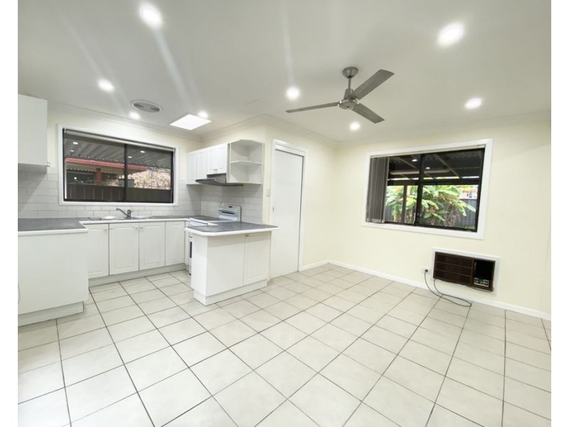 71 Hume Crescent, Werrington County NSW 2747