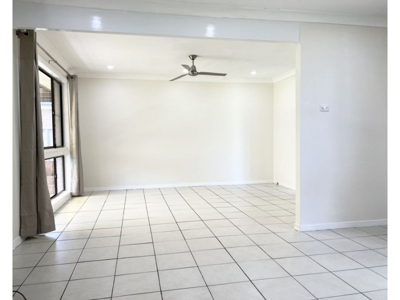 71 Hume Crescent, Werrington County NSW 2747