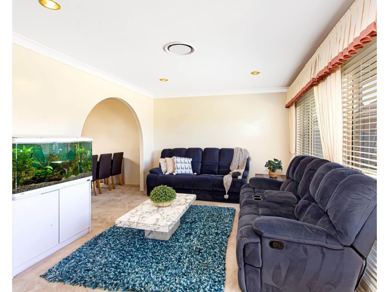 6 MOUNT CLOSE, Cranebrook NSW 2749