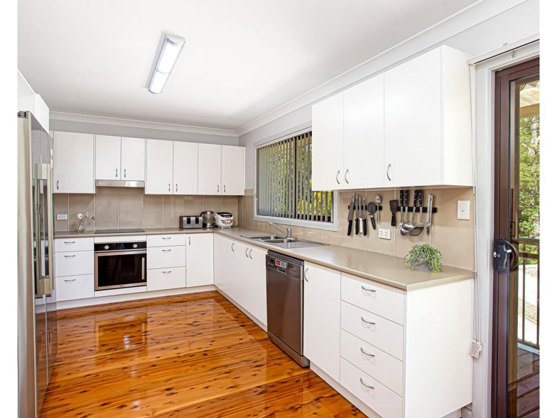 120 COREEN AVENUE, Penrith NSW 2750