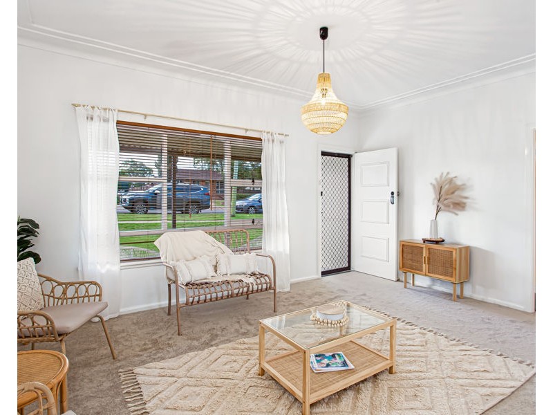 50 OXFORD STREET, Cambridge Park NSW 2747